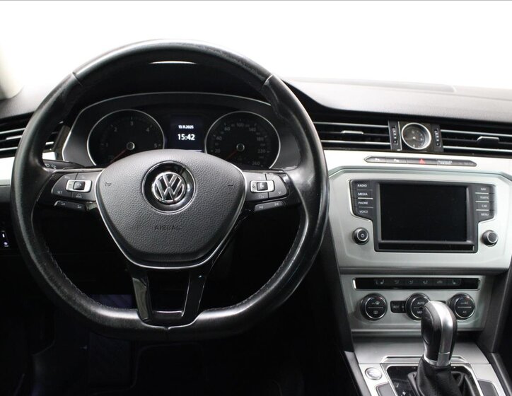 Volkswagen Passat 28