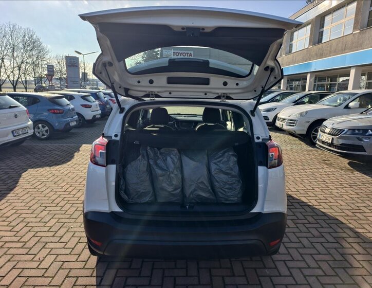 Opel Crossland SUV 1,2 l 60 kw