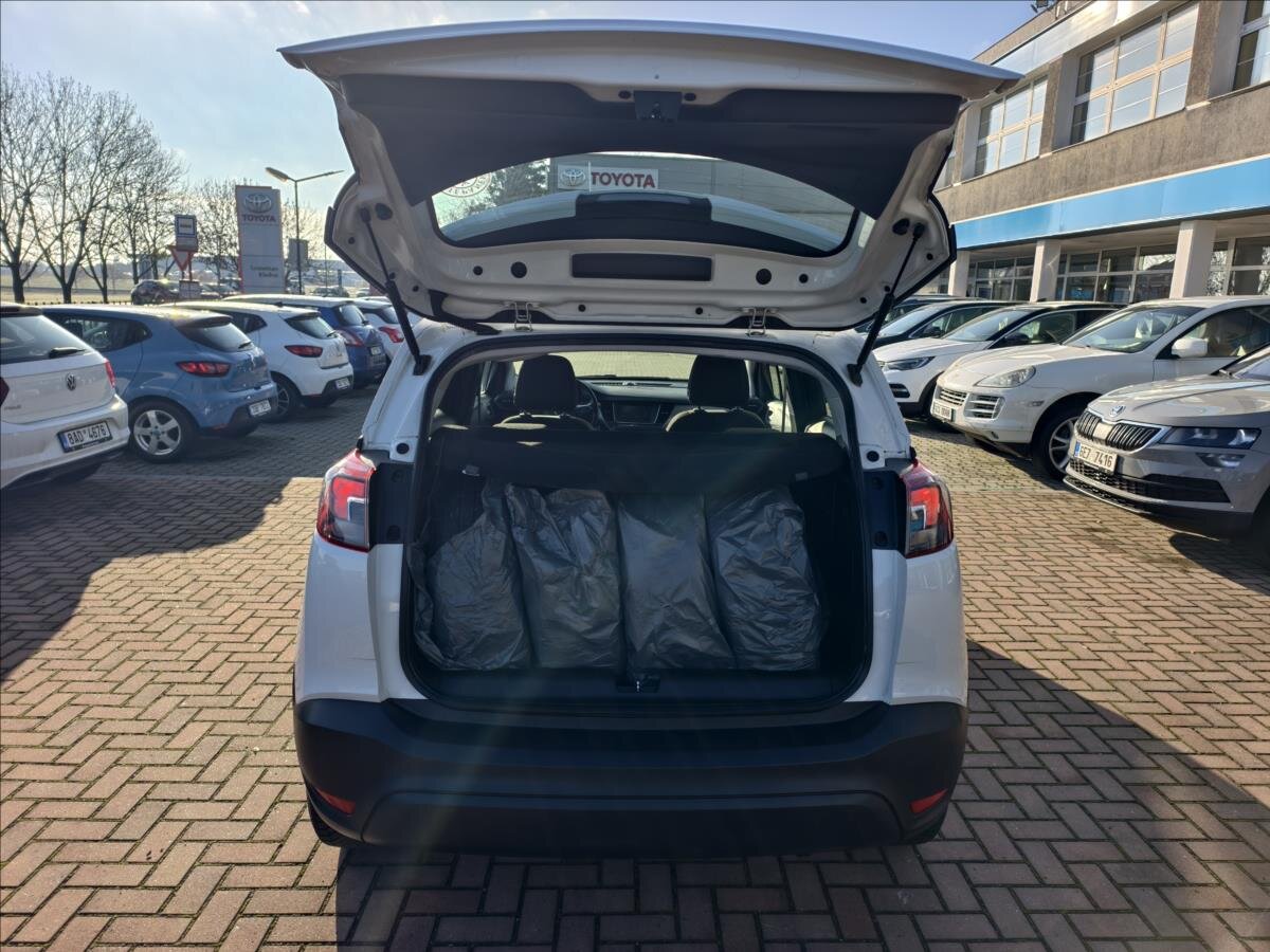 Opel Crossland SUV 1,2 l 60 kw