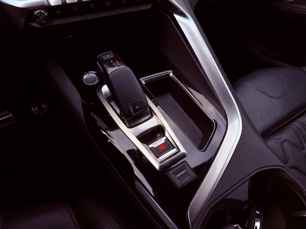 Peugeot 5008 SUV / Terénní 1,6 l 133 kw