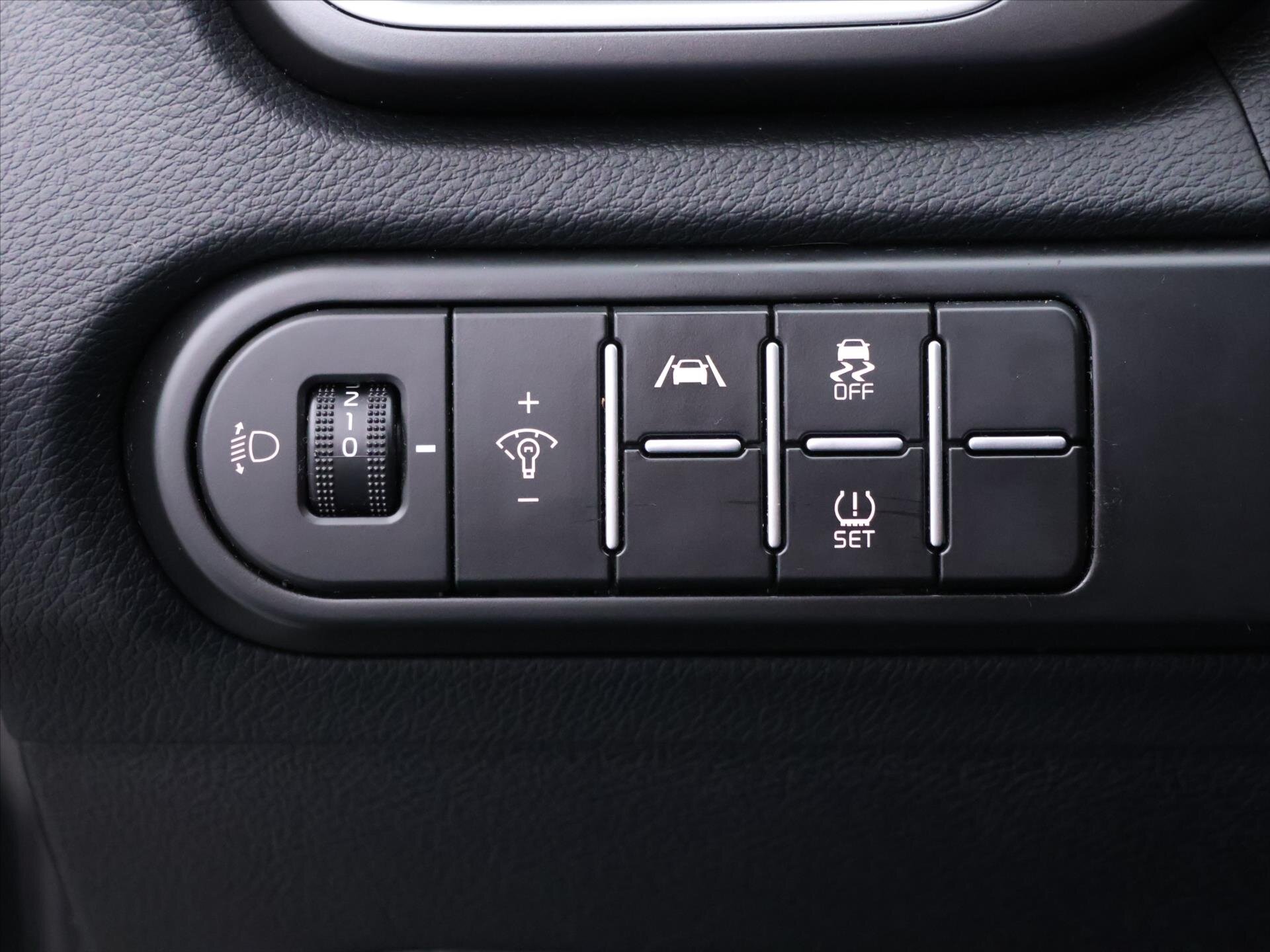 KIA Ceed Hatchback 1,5 l 118 kw