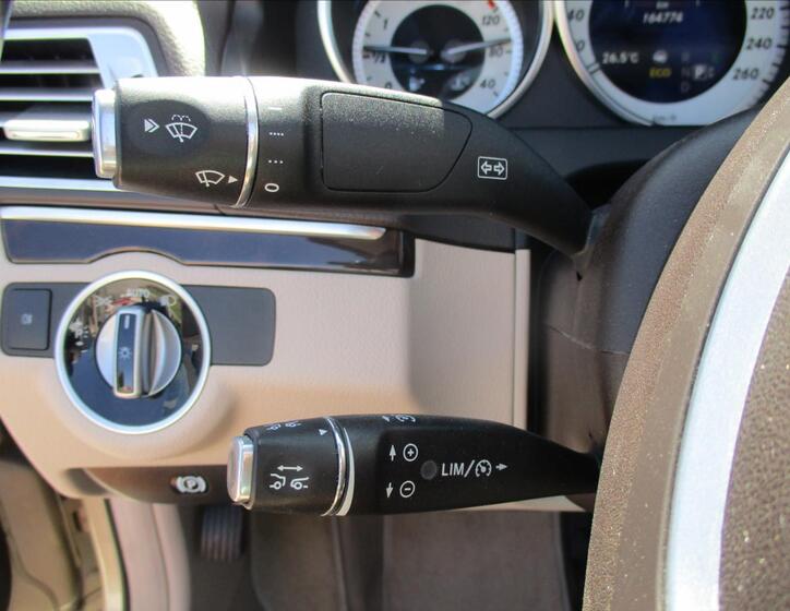 Mercedes-Benz Třídy E 16