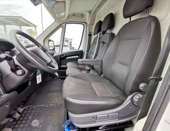 Peugeot Boxer 5