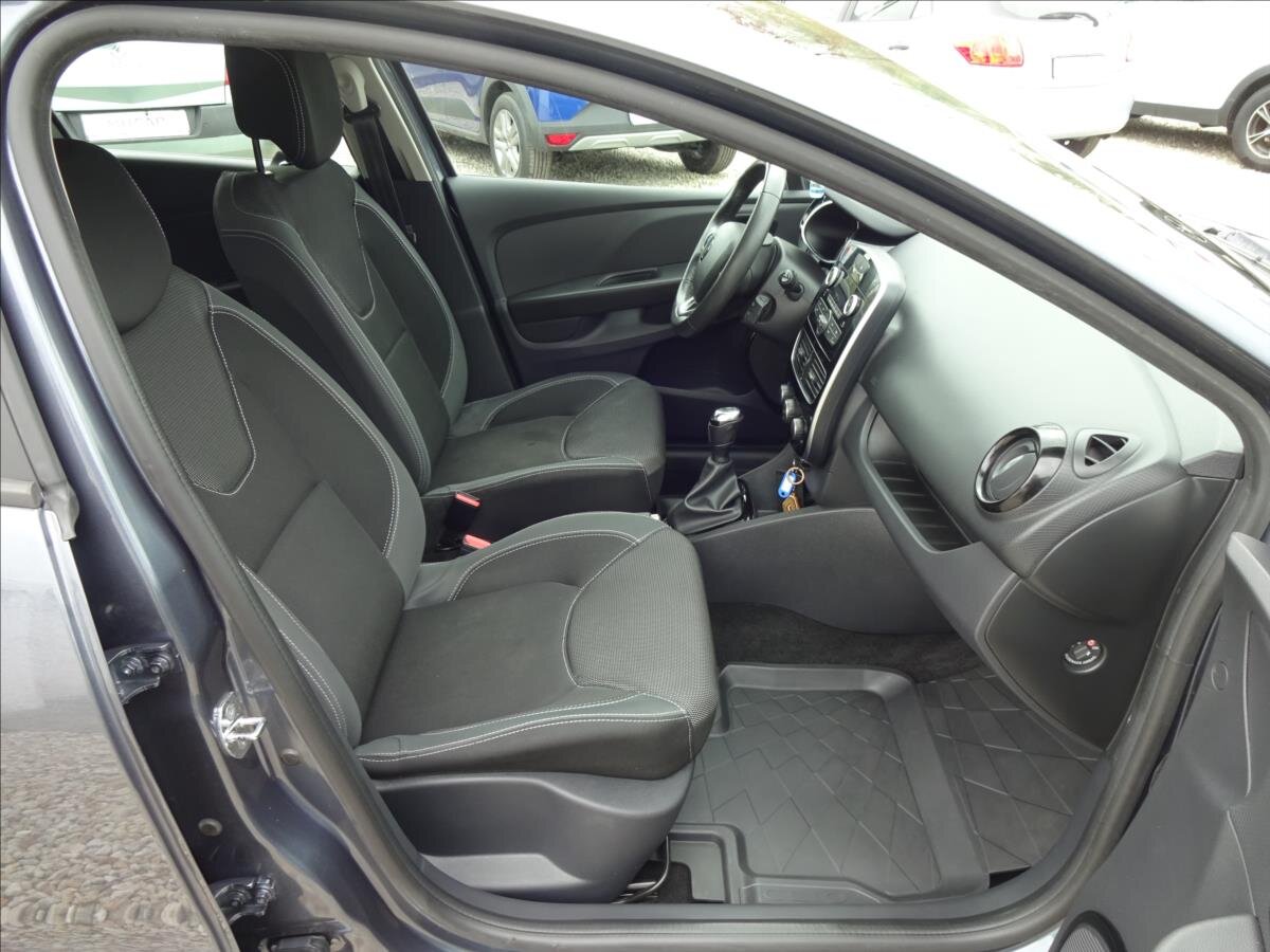 Renault Clio Kombi 1,1 l 54 kw