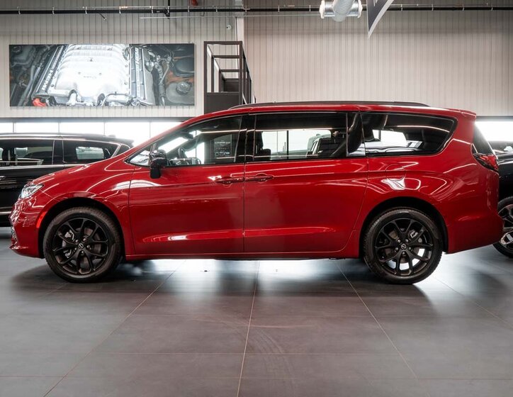 Chrysler Pacifica MPV 3,6 l 221 kw