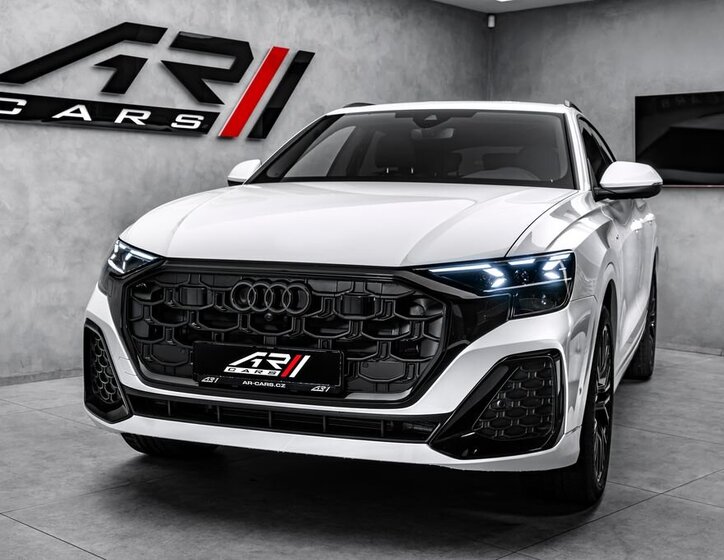 Audi Q8 SUV 3,0 l 210 kw