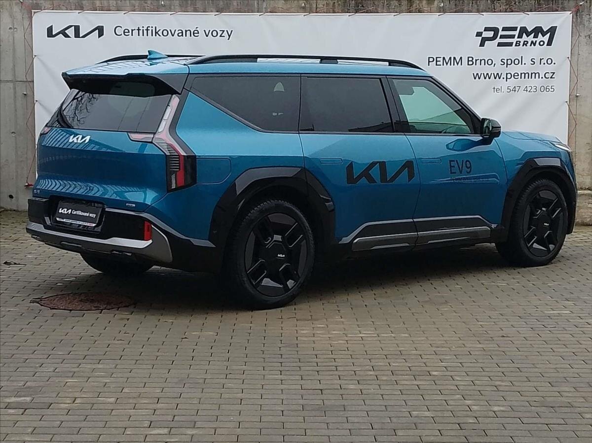 KIA EV9