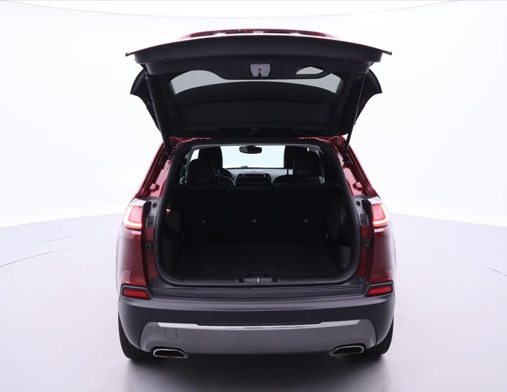 Jeep Cherokee SUV / Terénní 3,2 l 200 kw