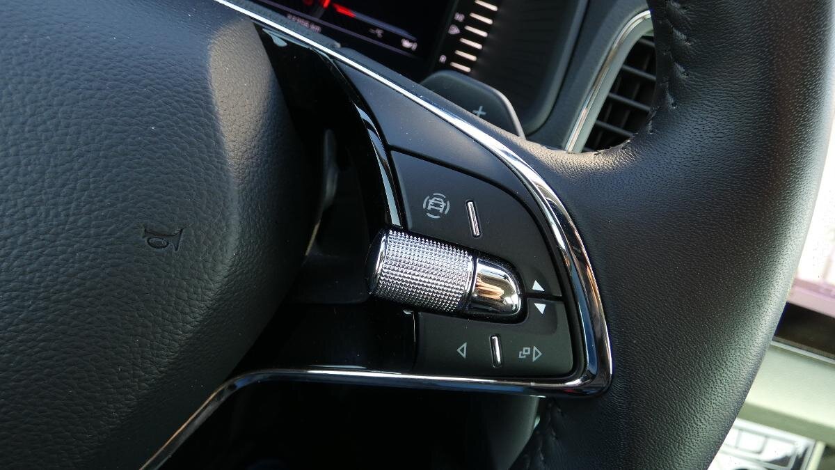 Škoda Karoq SUV / Terénní 1,5 l 110 kw