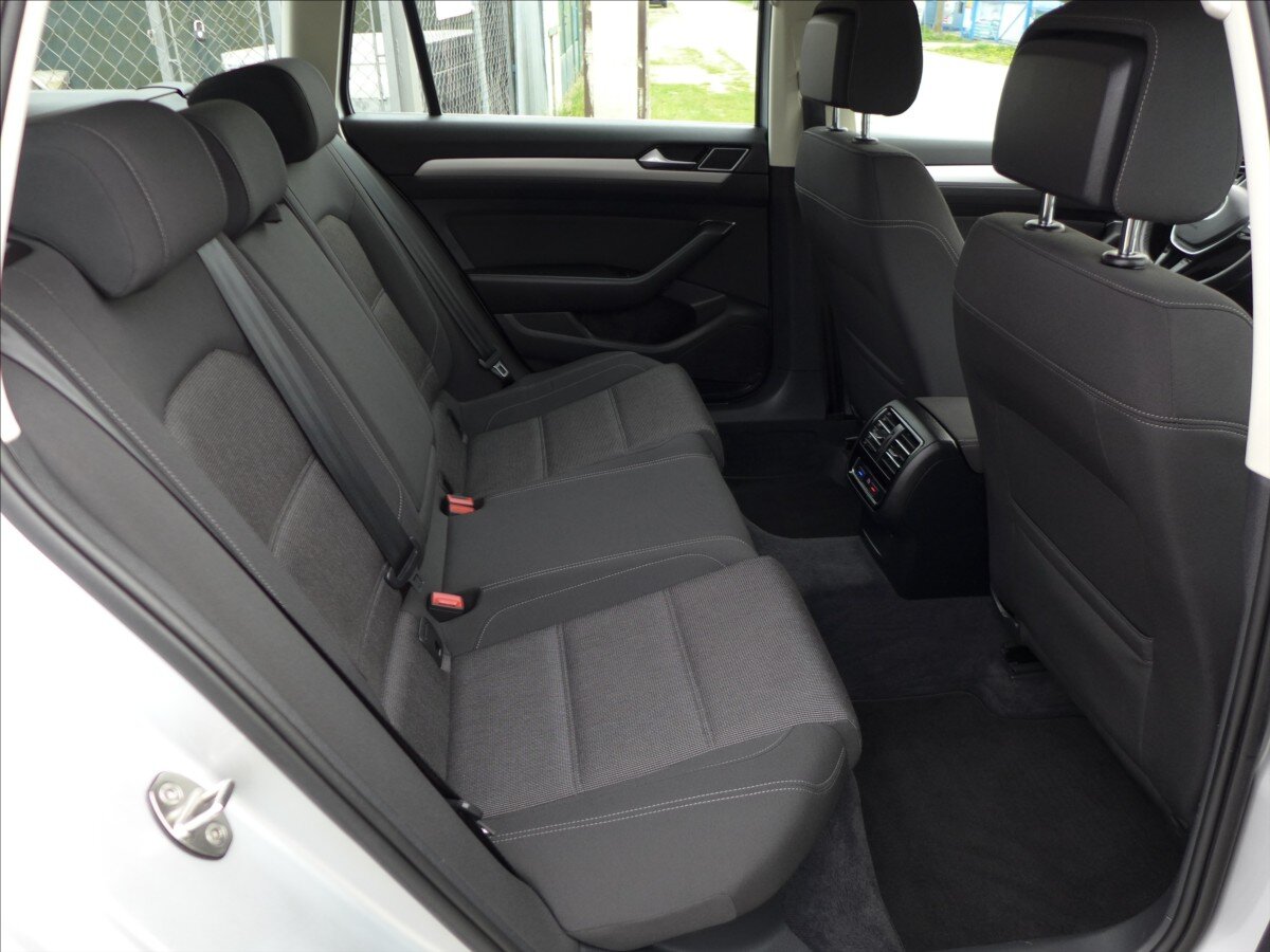 Volkswagen Passat Kombi 2,0 l 110 kw