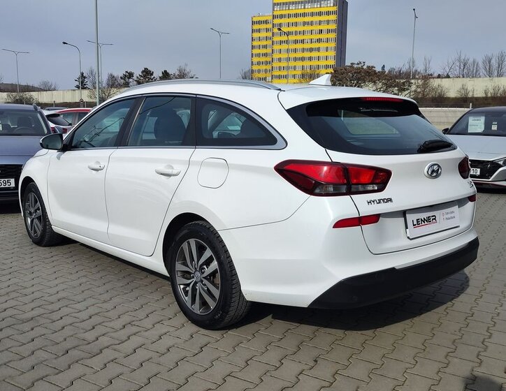 Hyundai i30 Kombi 1,6 l 85 kw
