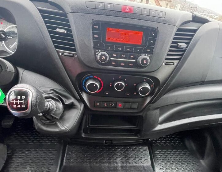 Iveco Daily Skříň 2,3 l 0