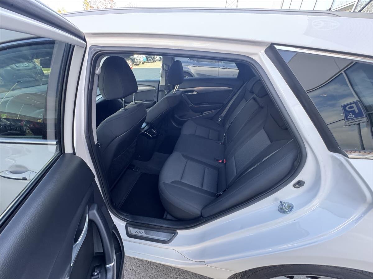 Hyundai i40 Kombi 1,7 l 100 kw