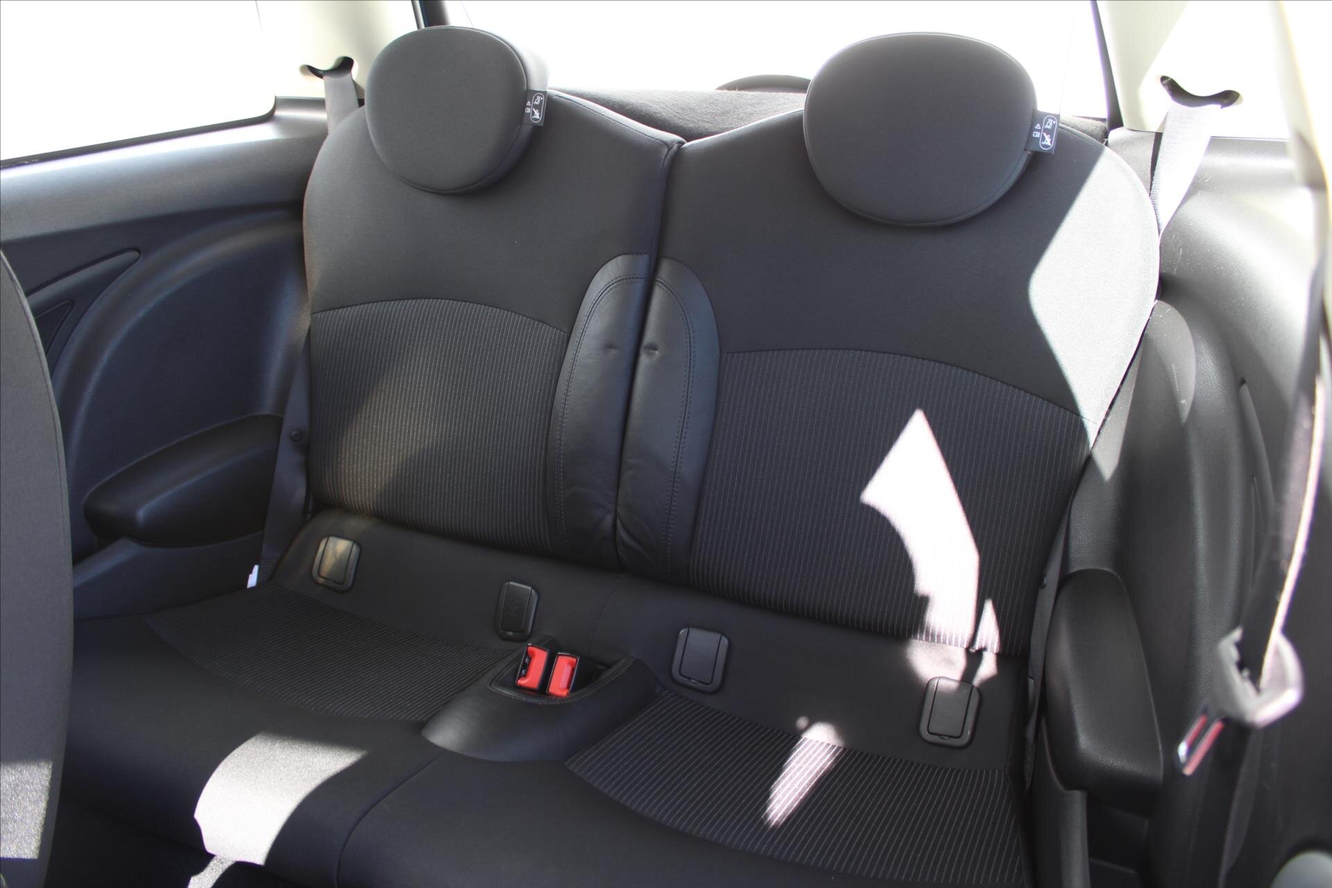 Mini Cooper Hatchback 1,6 l 135 kw