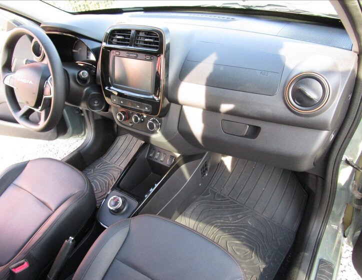 Dacia Spring Hatchback 0,0 48 kw