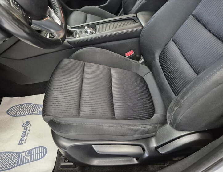 Mazda 6 Sedan 2,0 l 107 kw