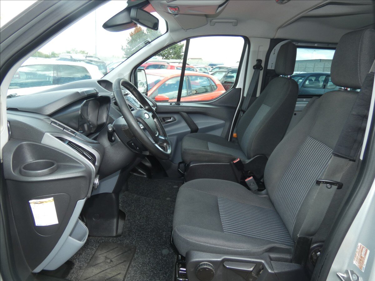 Ford Transit Custom Skříň 2,2 l 92 kw