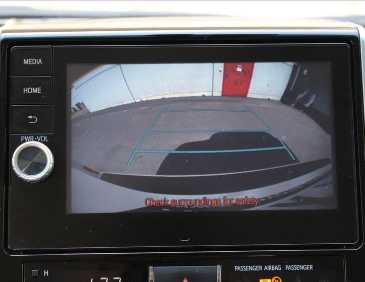 Toyota Land Cruiser 25