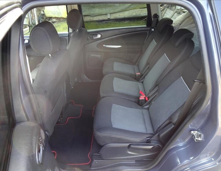 Ford S-MAX Kombi 2,0 l 103 kw