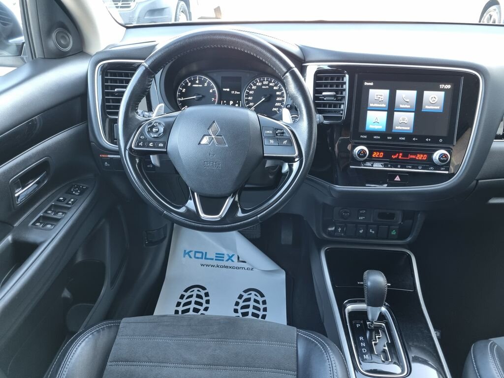 Mitsubishi Outlander SUV / Terénní 2,0 l 110 kw