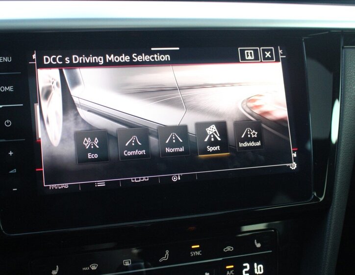 Volkswagen Arteon Liftback 2,0 l 147 kw