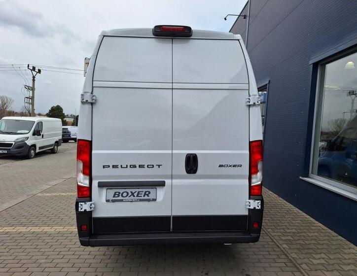 Peugeot Boxer 4