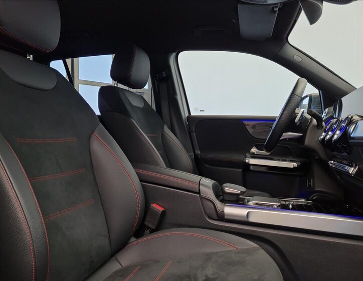 Mercedes-Benz GLB 15