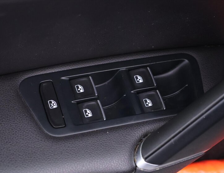 Volkswagen Golf Kombi 1,2 l 81 kw