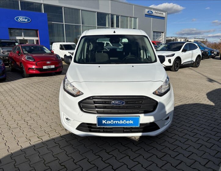 Ford Transit Connect 8