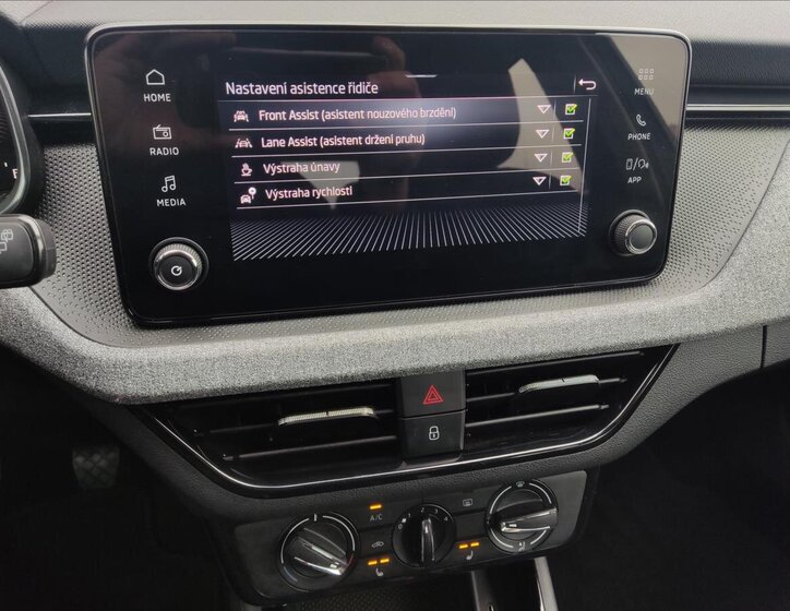 Škoda Scala Hatchback 999,0 85 kw