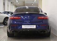 Mercedes-Benz Třídy E Kupé 2,0 l 143 kw