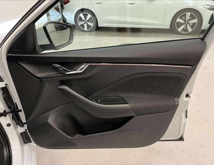 Škoda Scala Hatchback 1,5 l 110 kw