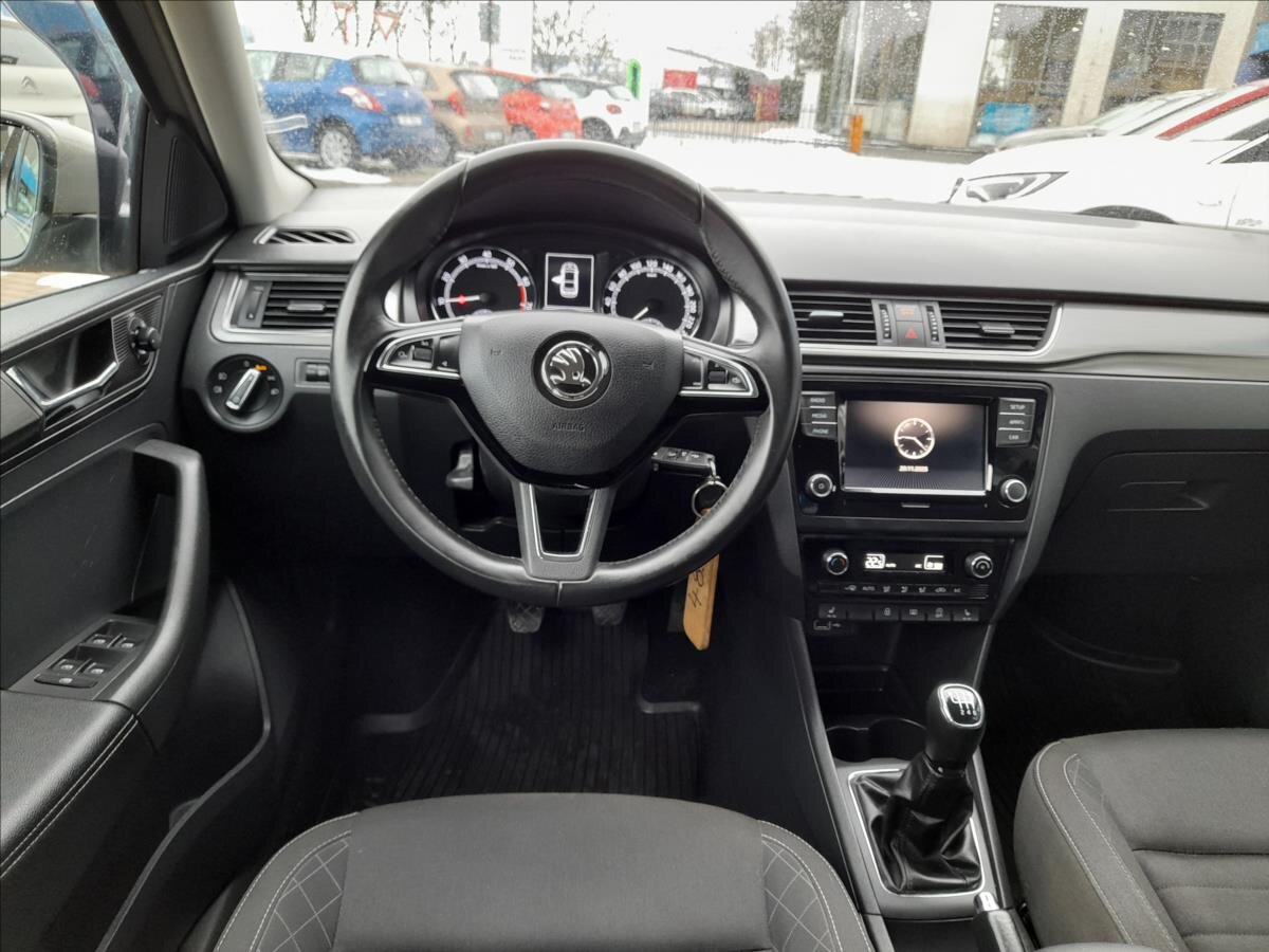 Škoda Rapid Liftback 999,0 81 kw