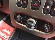 Dacia Sandero Hatchback 1,6 l 62 kw