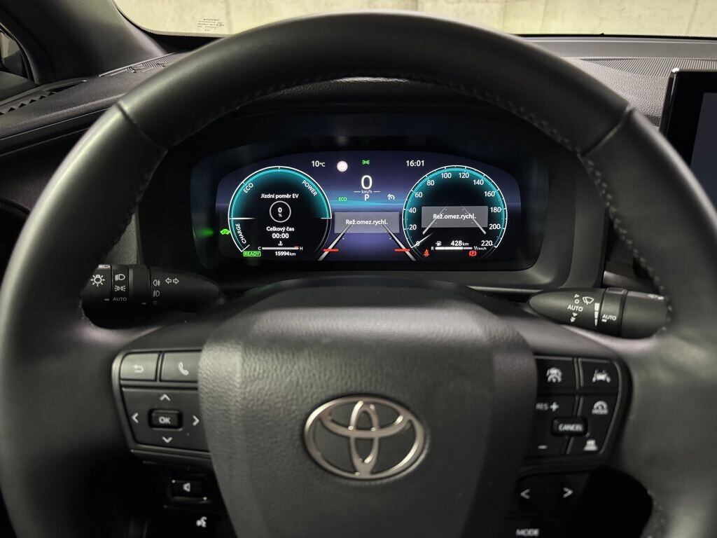 Toyota C-HR SUV 1,8 l 72 kw