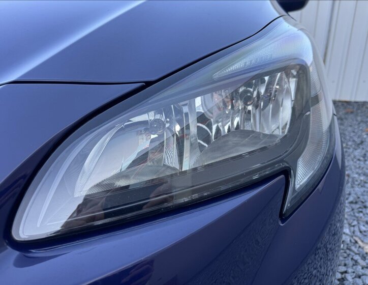 Opel Corsa Hatchback 1,2 l 51 kw