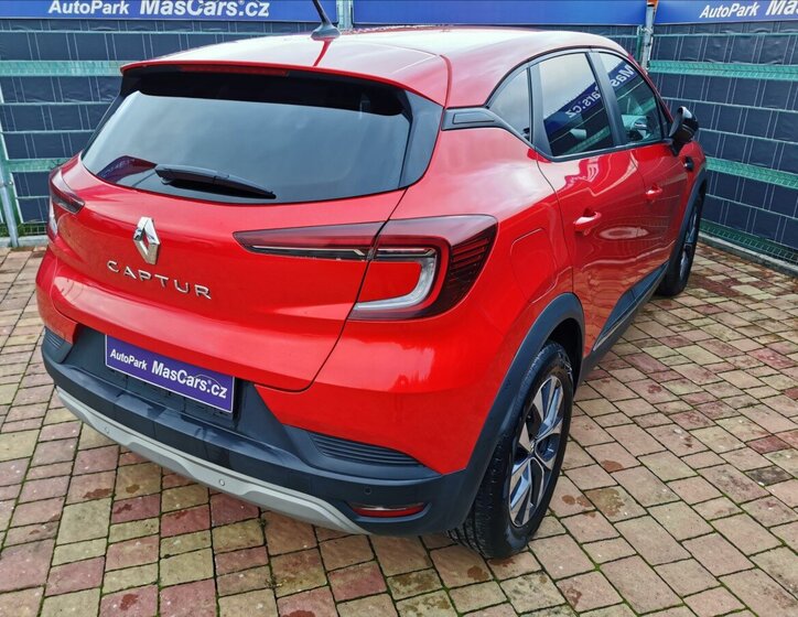 Renault Captur SUV 999,0 74 kw