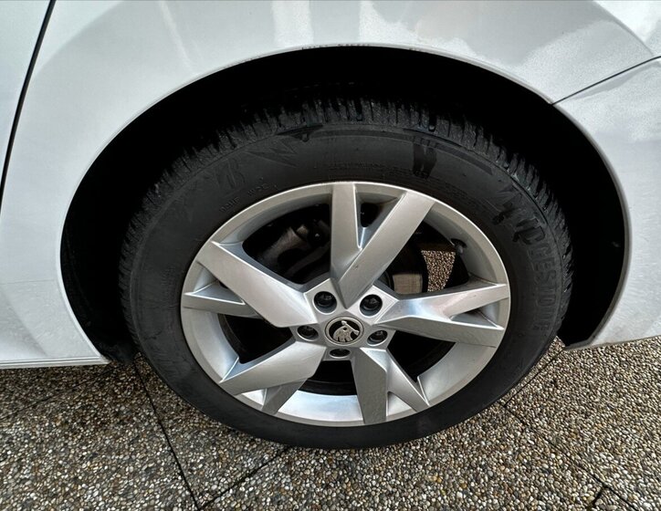 Škoda Octavia Kombi 1,5 l 110 kw