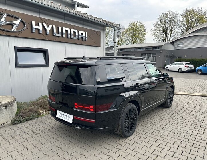 Hyundai Santa Fe SUV / Terénní 1,6 l 185 kw