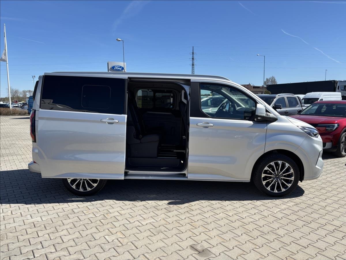 Ford Tourneo Custom Kombi 2,0 l 125 kw