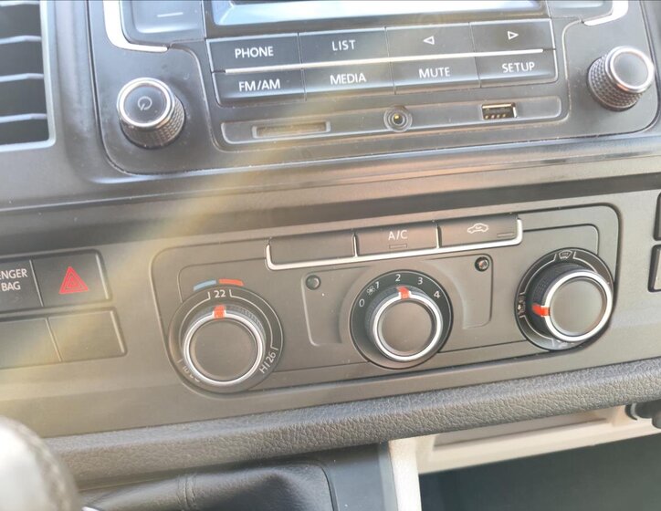 Volkswagen Transporter Ostatní 2,0 l 84 kw