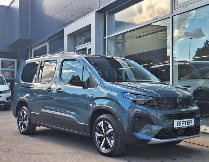 Peugeot Rifter 9
