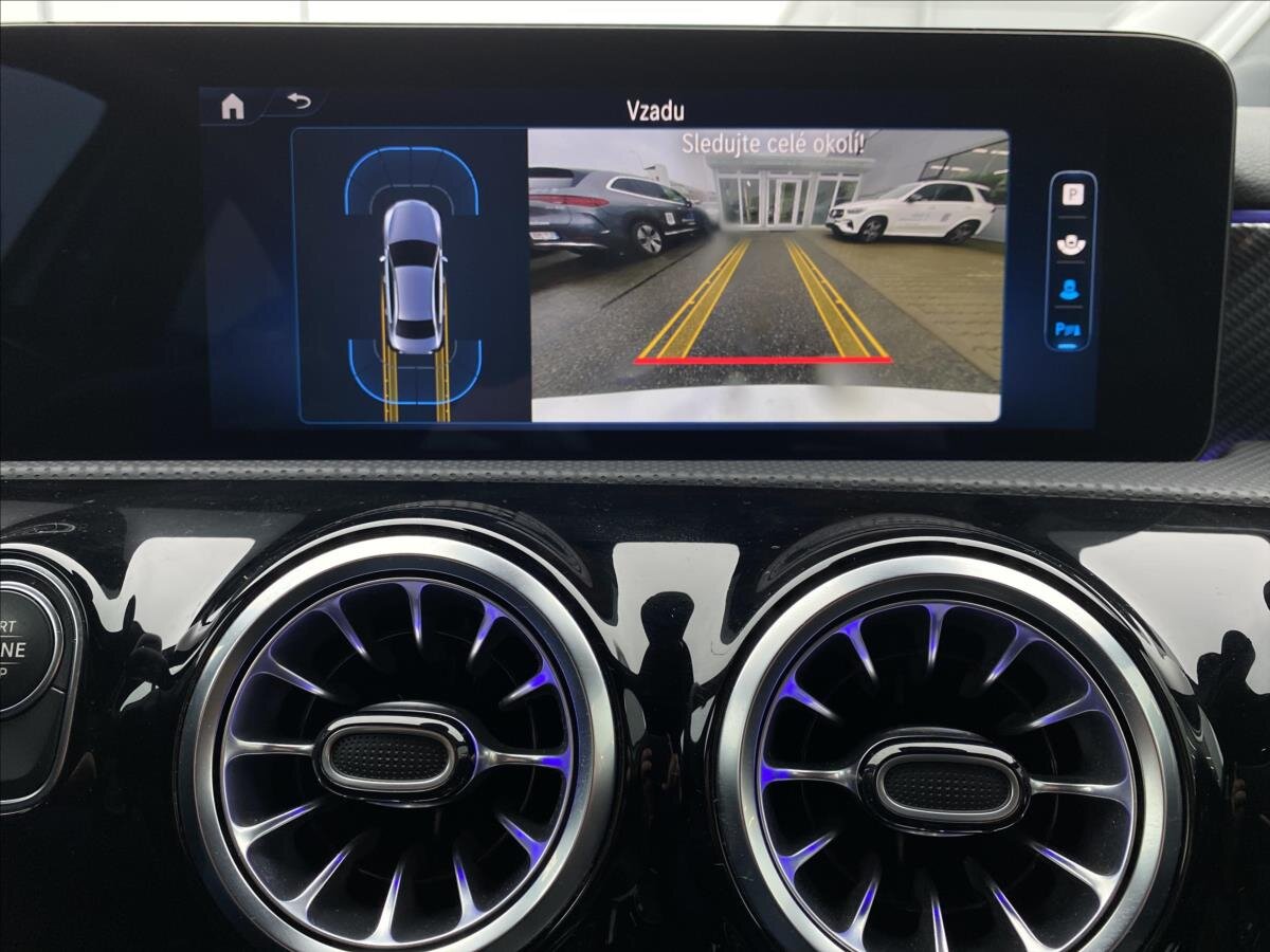 Mercedes-Benz Třídy A Sedan / Limuzína 1,3 l 100 kw