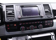 Volkswagen Multivan 27