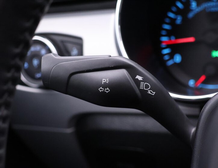 Ford Mustang Kupé 5,0 l 310 kw