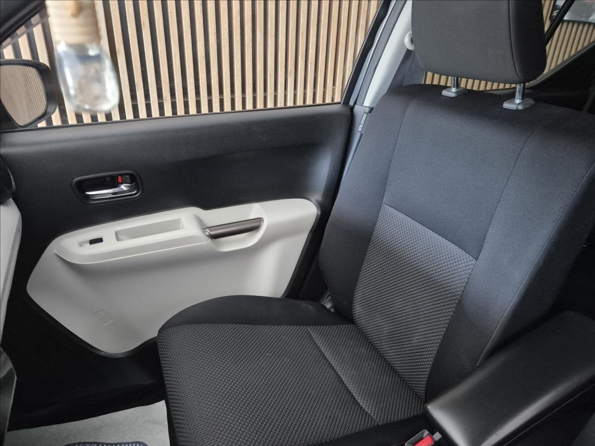 Suzuki Ignis Hatchback 1,2 l 66 kw