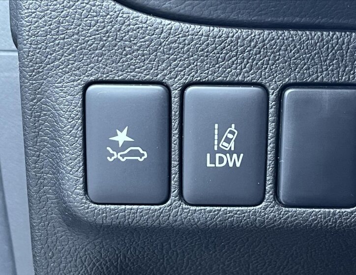 Mitsubishi Outlander SUV / Terénní 2,3 l 110 kw