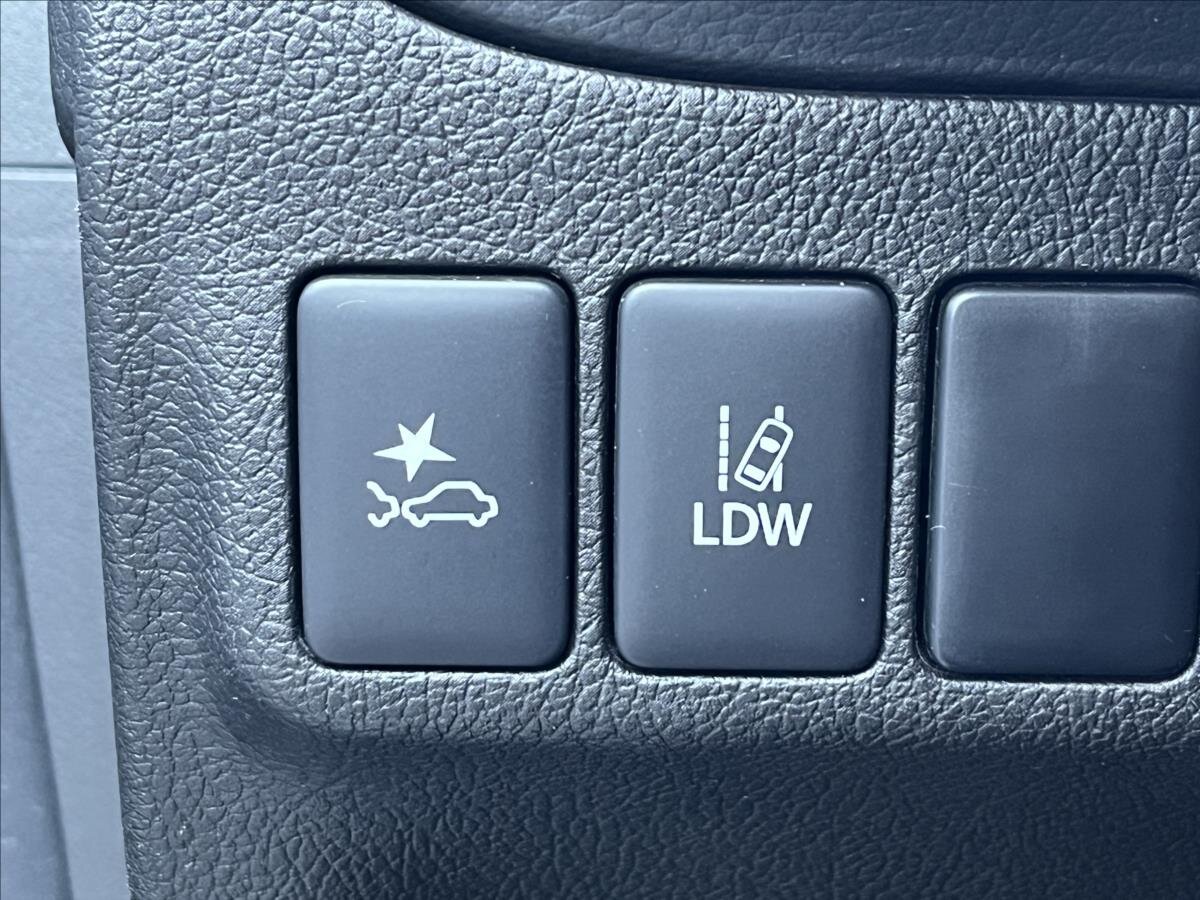 Mitsubishi Outlander SUV / Terénní 2,3 l 110 kw