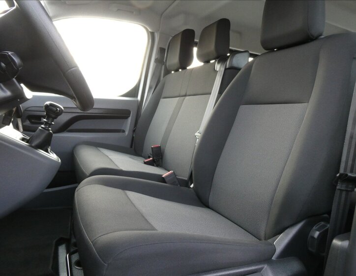 Peugeot Expert Kombi 1,5 l 88 kw