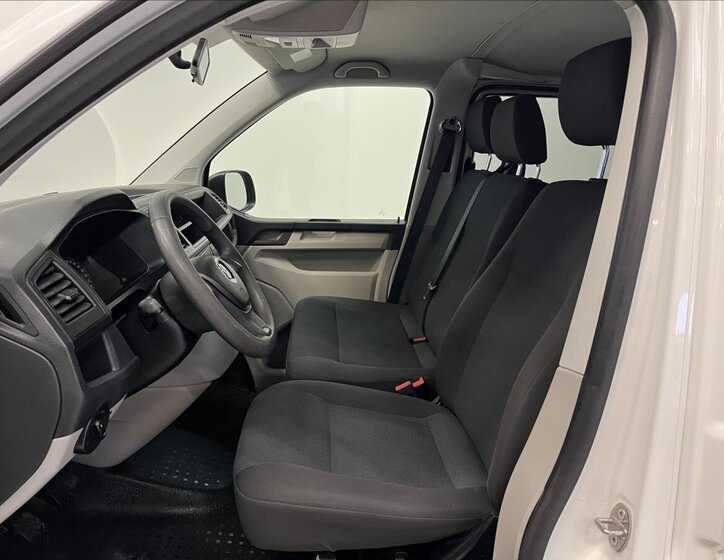 Volkswagen Transporter Kombi 2,0 l 75 kw